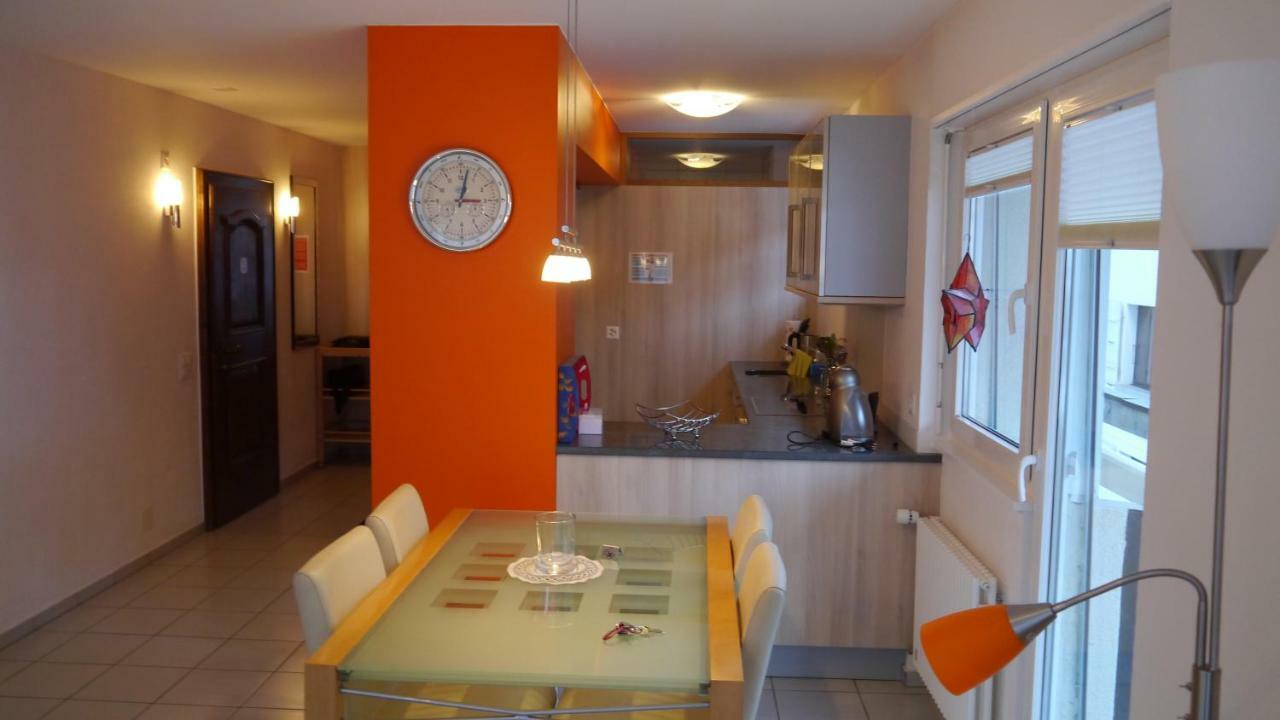 Ferienwohnung Zayetta Orange Cube Nr. 11A Zermatt Esterno foto