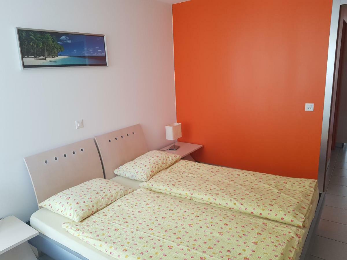 Ferienwohnung Zayetta Orange Cube Nr. 11A Zermatt Esterno foto